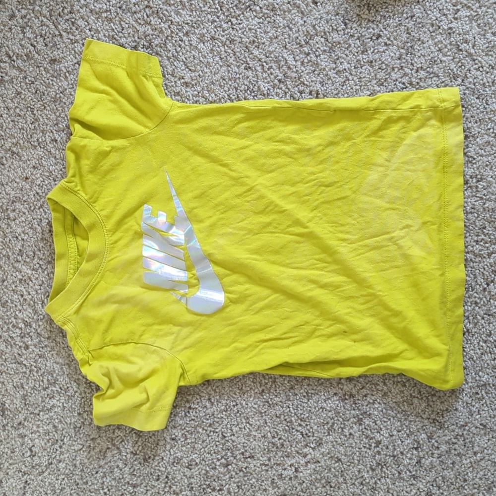 Nike green tshirt
